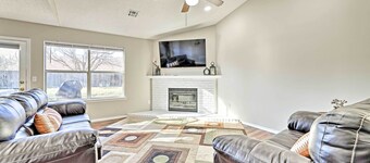 Fayetteville Home w/ Hot Tub ~ 3 Mi to U of A!
