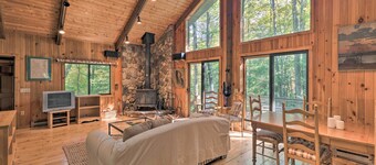 เคบินพร้อมที่ดิน 3 เอเคอร์ สนามเทนนิส: ใกล้ 4 ภูเขาสกี