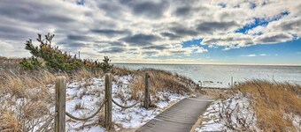 Cape Cod Retreat w/ Gas Grill, Steps to Beach