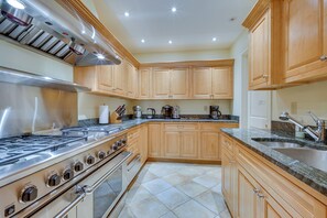 Casa (3 Bedrooms) | Interior