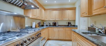 Luxury Vacation Rental in the Berkshires!