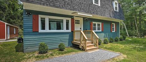 House (4 Bedrooms) | Front of property