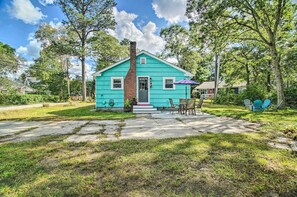 House (3 Bedrooms) | Interior - Coastal Comfort Near the Bay! 'buttermilk Cottage' (Buzzards Bay)