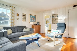 Cottage (3 Bedrooms) | Front of property - Walk to Monument Beach: Cape Cod Cottage w/ Grill (Monument Beach)
