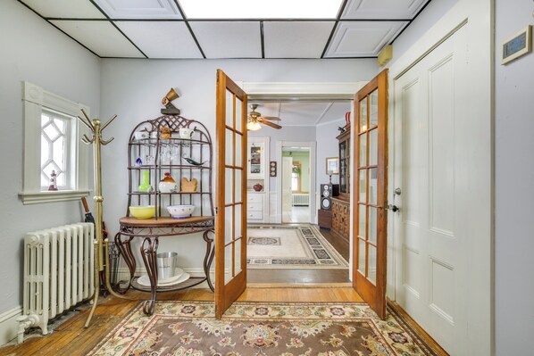 Apartment (1 Bedroom) | Interior