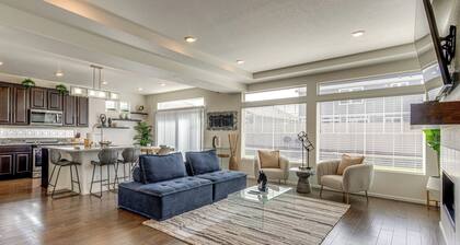 18 Mi to Dtwn Denver: Home w/ Patio & BBQ