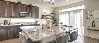 18 Mi to Dtwn Denver: Home w/ Patio & BBQ