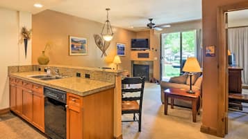 Apartment (1 Bedroom) | Interior