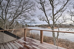 House (4 Bedrooms) | Interior - 1 Mi to Ferry & Beach: Waterfront Hyannis Home! (Hyannis)