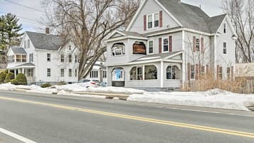 Apartment (0 Bedroom) | Interior