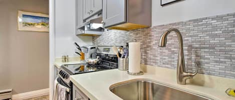 Apartment (0 Bedroom) | Interior