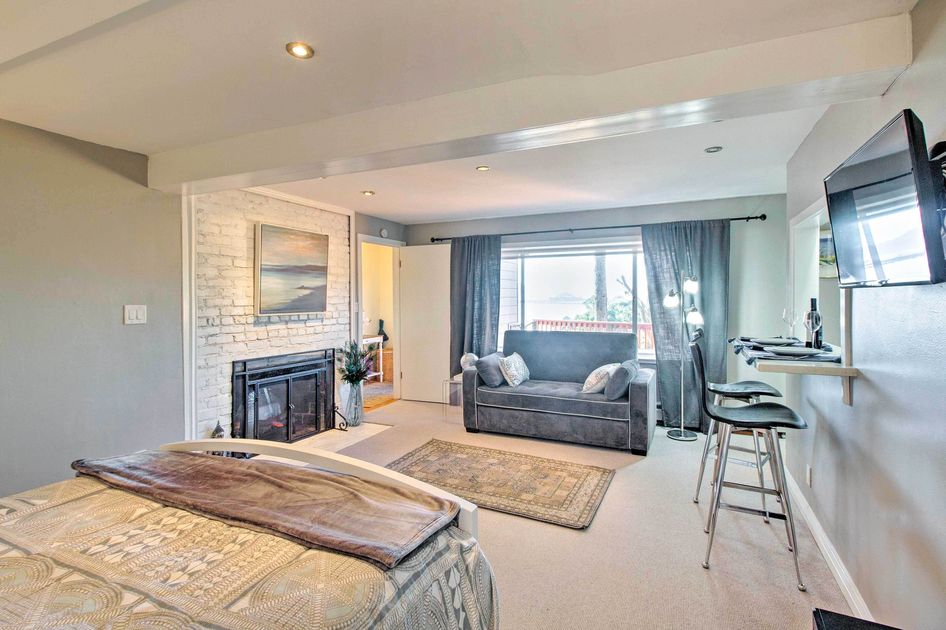 Apartment (0 Bedroom) | Interior