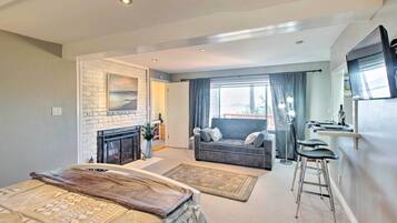 Apartment (0 Bedroom) | Interior