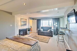 Apartment (0 Bedroom) | Interior