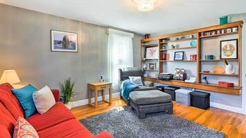 House (6 Bedrooms) | Interior