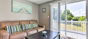 Fantastic Plymouth House w/ Deck & Ocean Views!