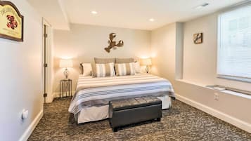 House (6 Bedrooms) | Interior