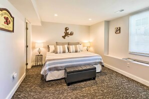 House (6 Bedrooms) | Interior - Fantastic Plymouth House w/ Deck & Ocean Views! (Plymouth)