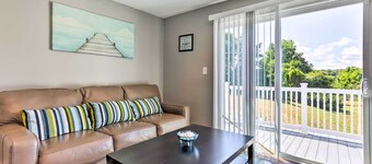 Fantastic Plymouth House w/ Deck & Ocean Views!