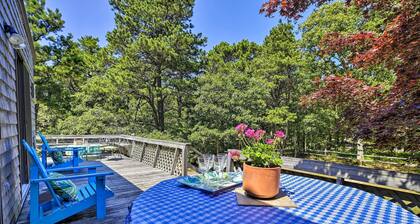 Coastal Cottage: Walk to Chipman's Cove!