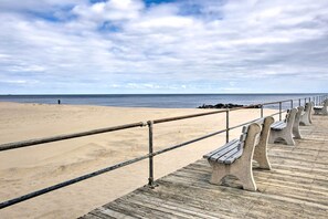 Beach towels - Ocean Grove Home, Visit the Beachblock + Boardwalk (Ocean Grove)