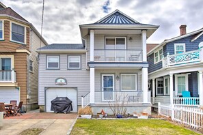 Exterior - Ocean Grove Home, Visit the Beachblock + Boardwalk (Ocean Grove)