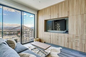 Apartment (0 Bedroom) | Interior - 'love at Frost Sight' Park City Ski Condo w/ View! (Park City)