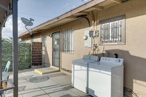 Interior - North Las Vegas Hideaway w/ Grill < 10 Mi to Strip (North Las Vegas)