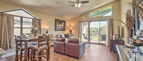 Apartment (2 Bedrooms) | Front of property