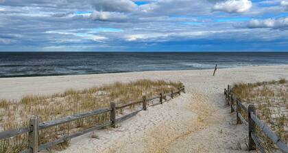 Bright & Airy Condo - Walk to Ortley Beach!