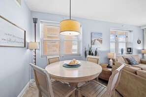 Apartment (3 Bedrooms) | Interior - Waterfront PCB Condo w/ Balcony + Beach Gear! (Panama City Beach)