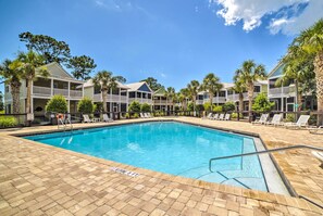 Cottage (2 Bedrooms) | Front of property