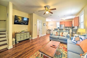 Interior - Screened Porch + Beach Access: Port St Joe Cottage (Port St. Joe)