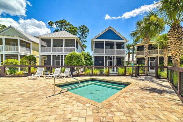 Cottage (2 Bedrooms) | Interior - Screened Porch + Beach Access: Port St Joe Cottage (Port St. Joe)