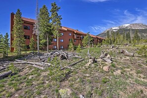 Apartment (2 Bedrooms) | Interior - Silverthorne Condo: Patio, Mtn Views, Pool Access! (Silverthorne)