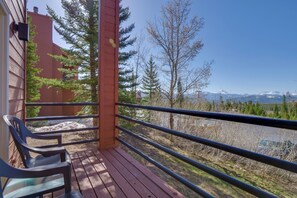 Apartment (2 Bedrooms) | Interior - Silverthorne Condo: Patio, Mtn Views, Pool Access! (Silverthorne)