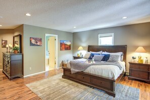 House (5 Bedrooms) | Interior