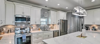 Ocean View + Wraparound Deck: Crystal Beach Home!