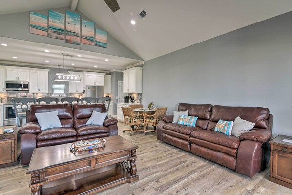 House (3 Bedrooms) | Interior - Ocean View + Wraparound Deck: Crystal Beach Home! (Port Bolivar)