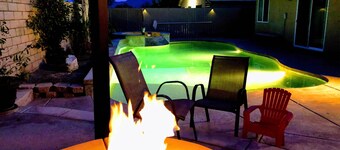 Coachella Retreat: Pool, Near Music Festivals