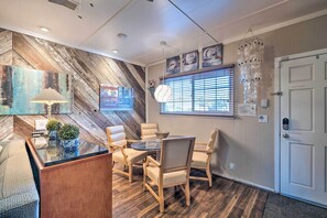 Apartment (1 Bedroom) | Interior