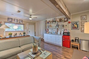 Apartment (1 Bedroom) | Interior