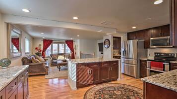 House (2 Bedrooms) | Interior