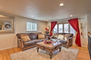 House (3 Bedrooms) | Interior