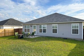 House (3 Bedrooms) | Interior - Beach-themed Retreat: 10 Mi to Downtown Charleston (North Charleston)