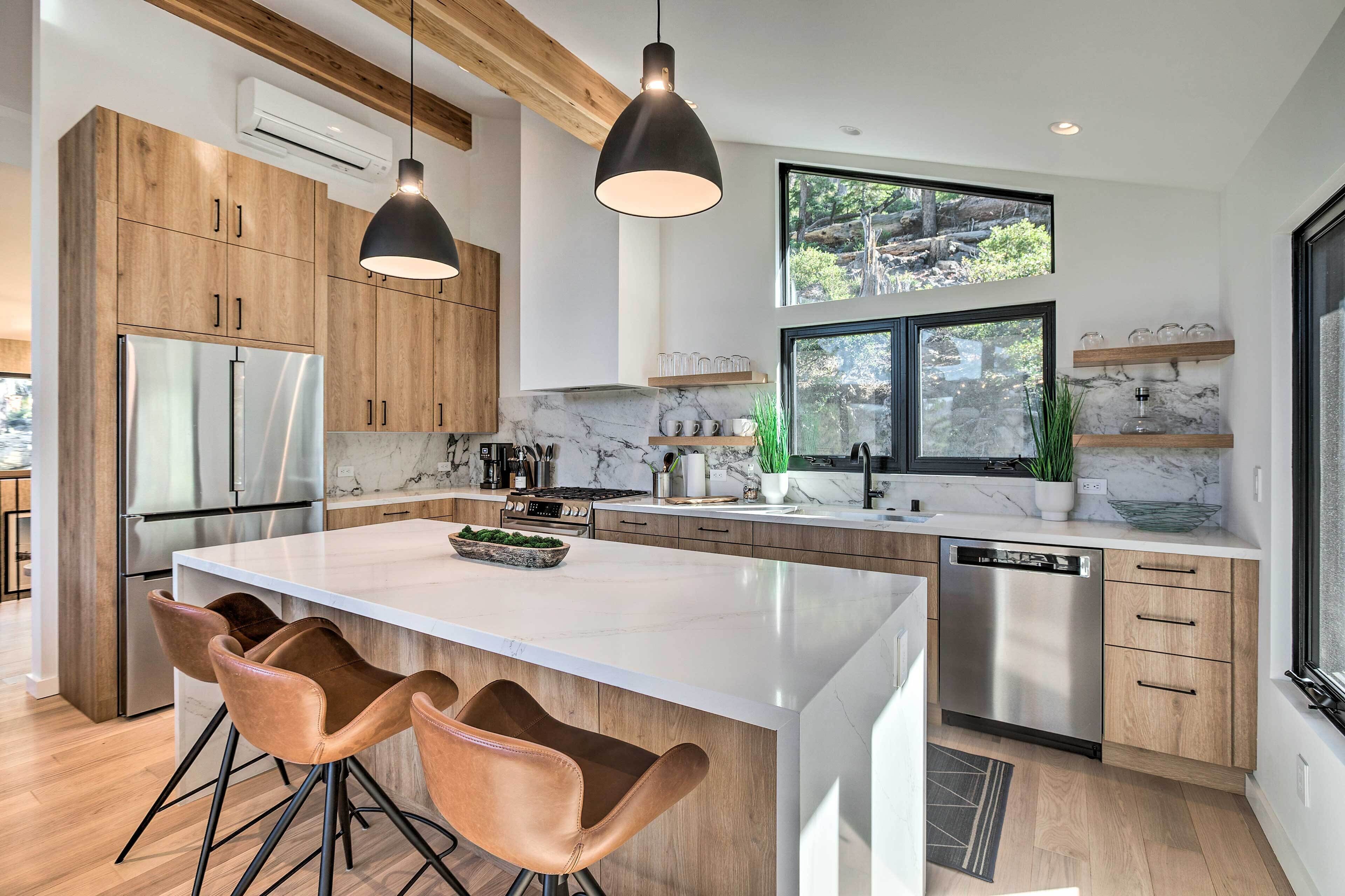 House (4 Bedrooms) | Interior