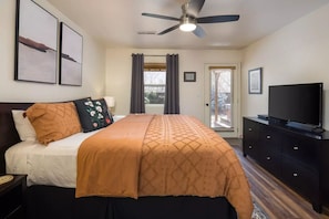 Luxe huis, bubbelbad, uitzicht op bergen | 3 slaapkamers, een bureau, een laptopwerkplek