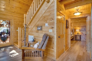 House (1 Bedroom) | Interior