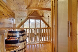 House (1 Bedroom) | Interior