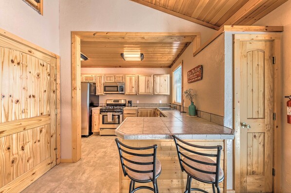 House (4 Bedrooms) | Interior